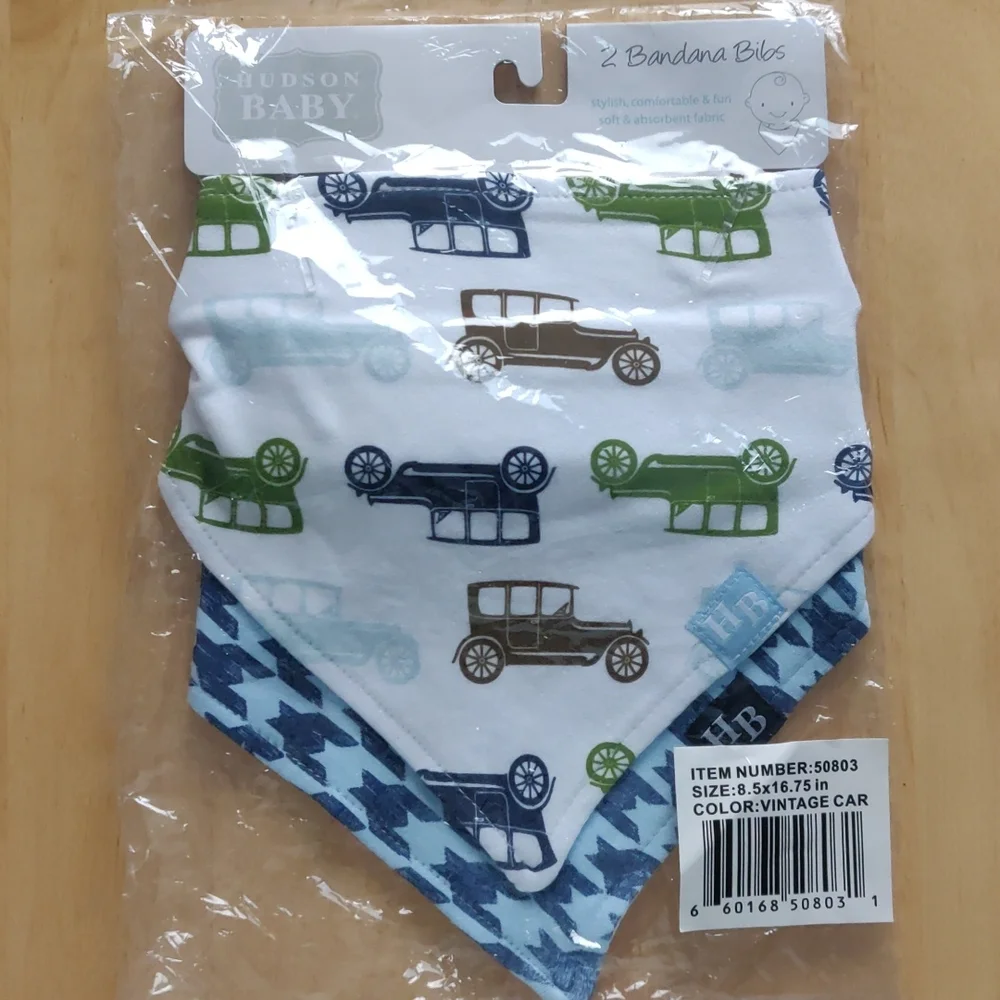NWT Pair of bandana bibs